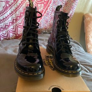 1460 patent black Dr. Martens. Authentic
